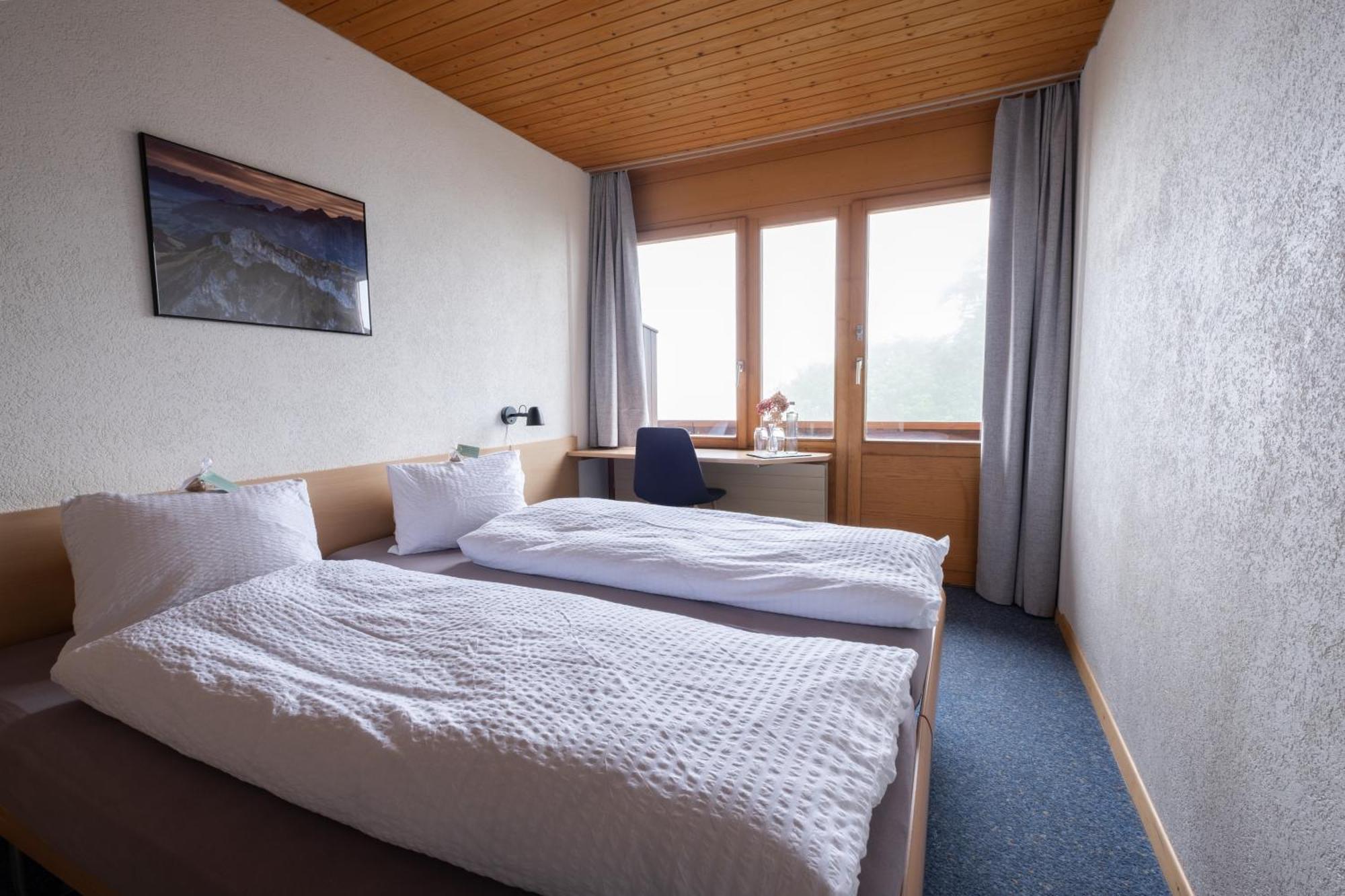 Hotel Z Aeschiried Aeschi Bei Spiez Zimmer foto