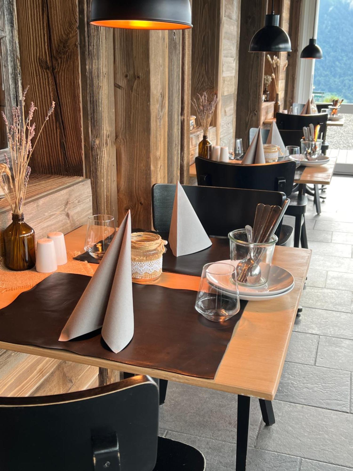 Hotel Z Aeschiried Aeschi Bei Spiez Exterior foto