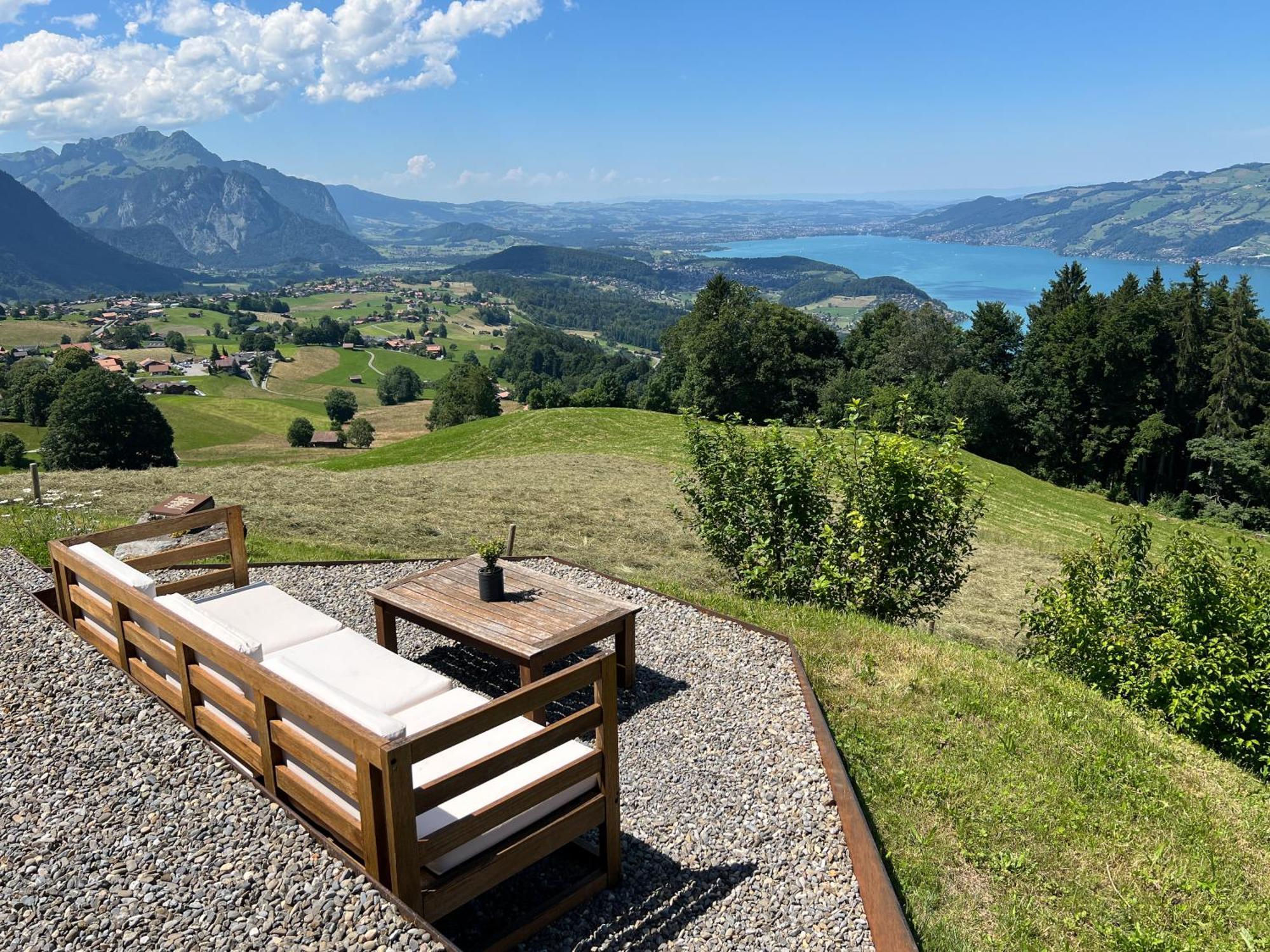 Hotel Z Aeschiried Aeschi Bei Spiez Exterior foto