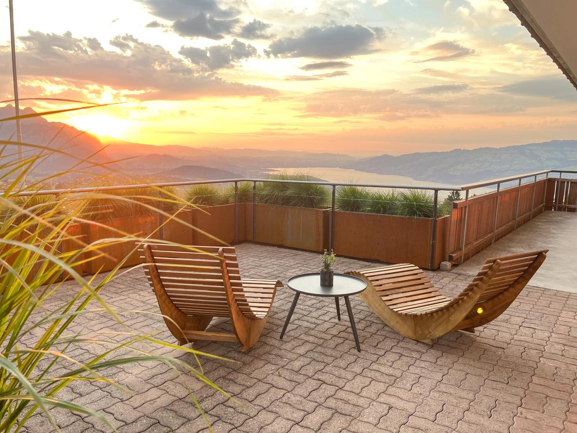 Hotel Z Aeschiried Aeschi Bei Spiez Exterior foto