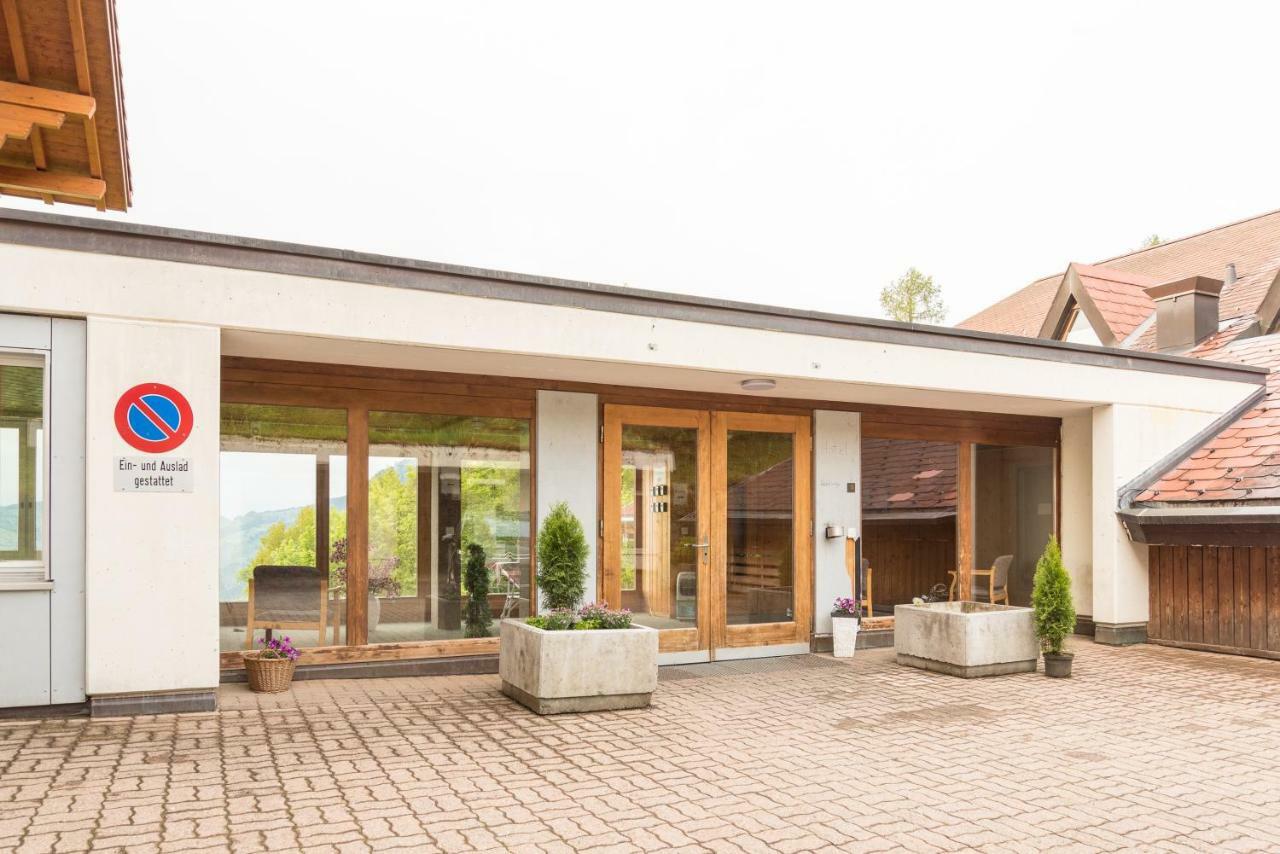 Hotel Z Aeschiried Aeschi Bei Spiez Exterior foto